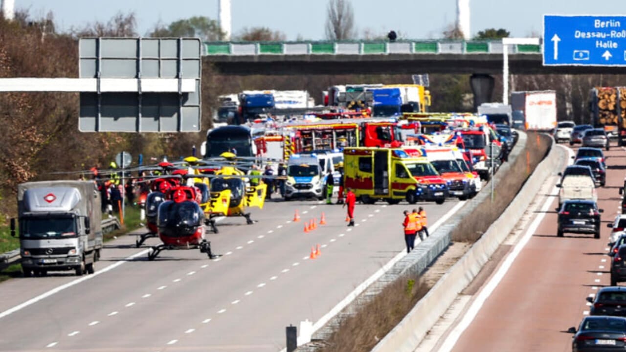 Nouvel accident de Flixbus sur l'autoroute : au moins 5 morts en Allemagne